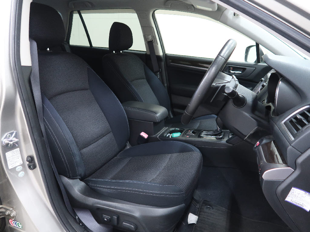 スバル ﾚｶﾞｼｨｱｳﾄﾊﾞｯｸ ベースグレード