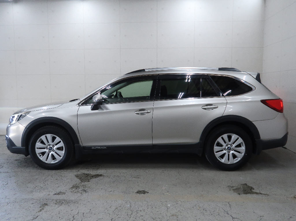 スバル ﾚｶﾞｼｨｱｳﾄﾊﾞｯｸ ベースグレード