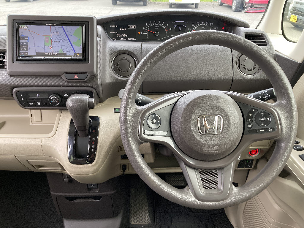 ホンダ Ｎ　ＢＯＸ G ﾎﾝﾀﾞｾﾝｼﾝｸﾞ 4WD