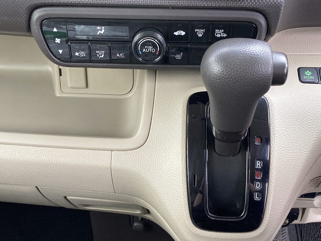 ホンダ Ｎ　ＢＯＸ G ﾎﾝﾀﾞｾﾝｼﾝｸﾞ 4WD