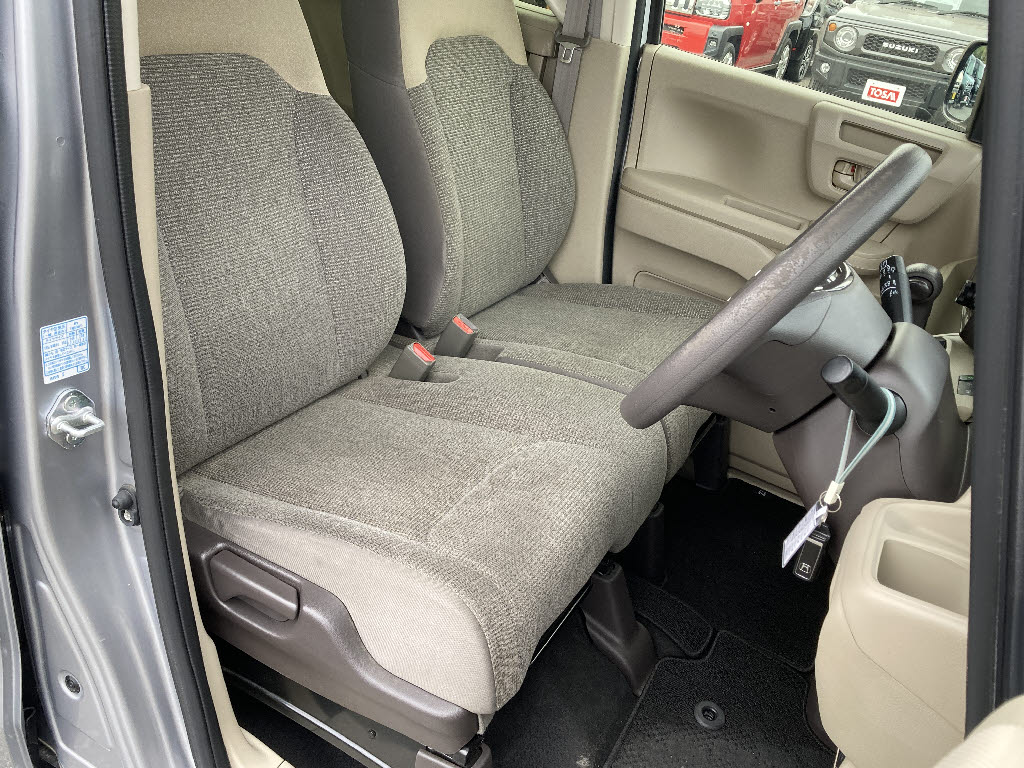 ホンダ Ｎ　ＢＯＸ G ﾎﾝﾀﾞｾﾝｼﾝｸﾞ 4WD