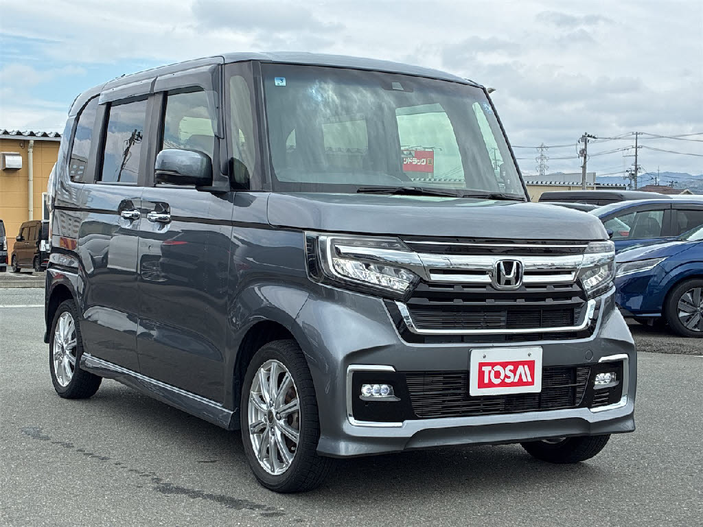 ホンダ Ｎ　ＢＯＸカスタム L ﾀｰﾎﾞ 4WD