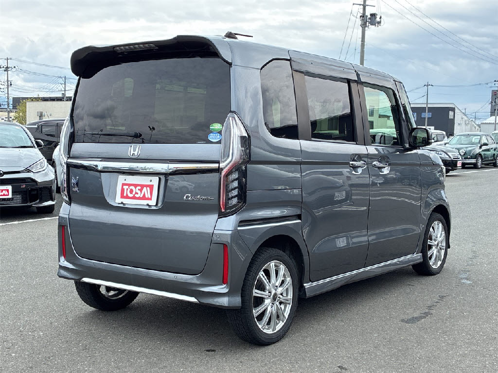 ホンダ Ｎ　ＢＯＸカスタム L ﾀｰﾎﾞ 4WD