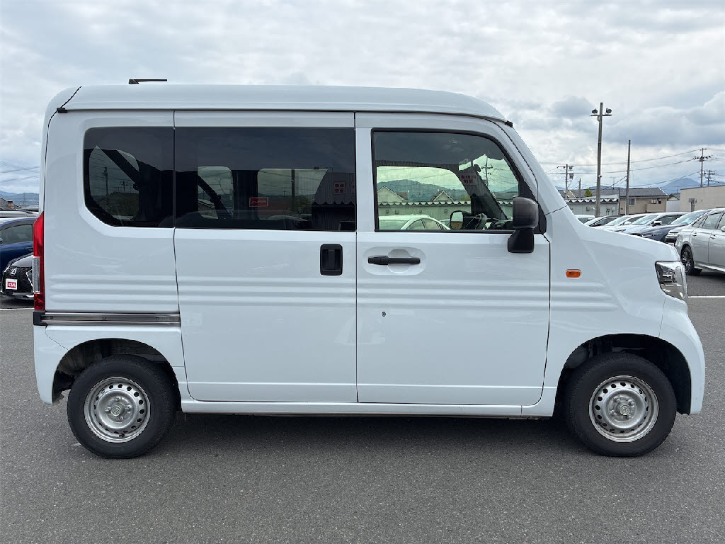 ホンダ Ｎ－ＶＡＮ G・ﾎﾝﾀﾞｾﾝｼﾝｸﾞ 4WD