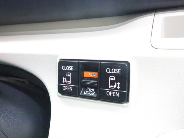 トヨタ シエンタ G