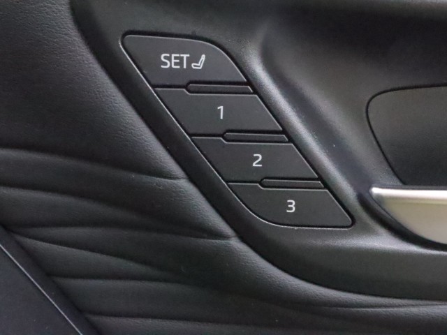 トヨタ アルファード Ｚ