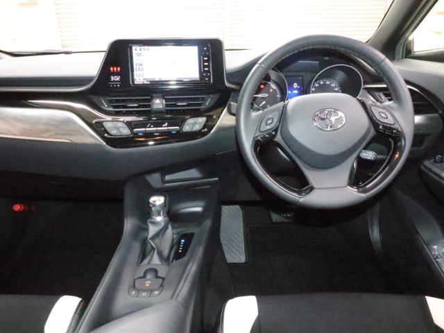 トヨタ Ｃ-ＨＲ Ｓ　ＬＥＤパッケージ