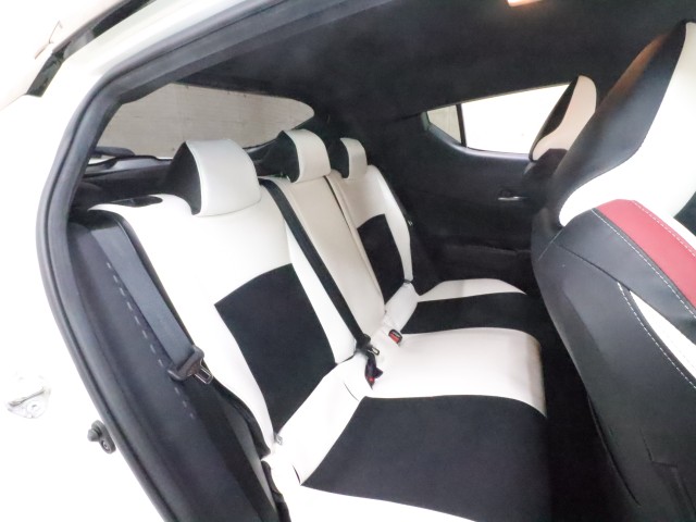 トヨタ Ｃ-ＨＲ Ｓ　ＬＥＤパッケージ