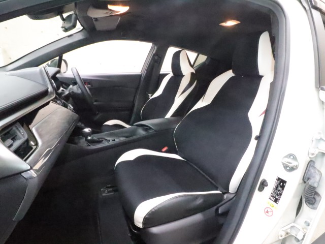 トヨタ Ｃ-ＨＲ Ｓ　ＬＥＤパッケージ