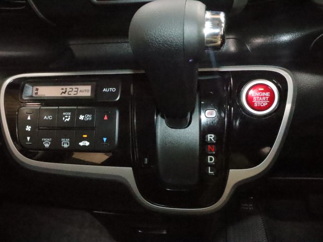 ホンダ Ｎ　ＢＯＸカスタム G Lﾊﾟｯｹｰｼﾞ