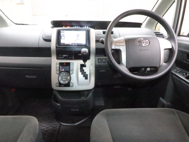 トヨタ ノア Xｽﾏｰﾄｴﾃﾞｨｼｮﾝ