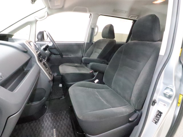 トヨタ ノア Xｽﾏｰﾄｴﾃﾞｨｼｮﾝ