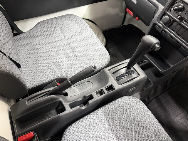 ニッサン NT100ｸﾘｯﾊﾟｰT DX