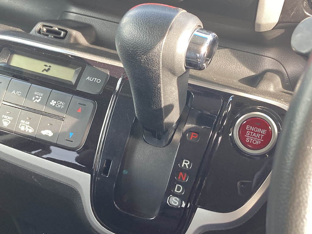 ホンダ Ｎ　ＢＯＸカスタム Gﾀｰﾎﾞﾊﾟｯｹｰｼﾞ