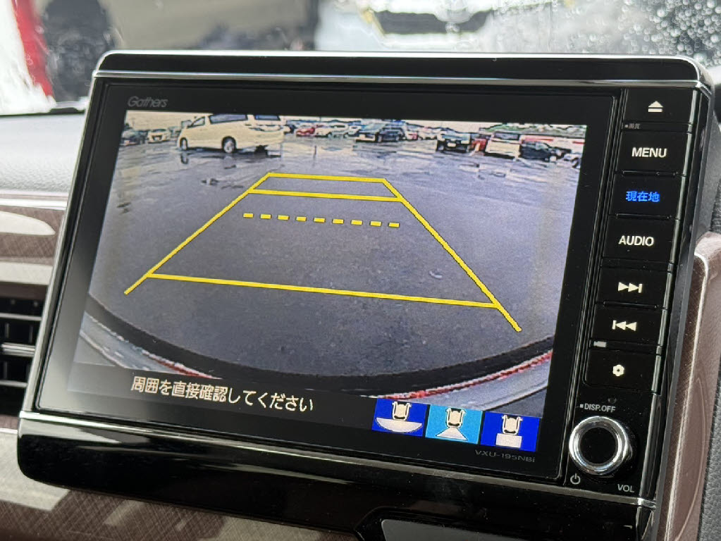 ホンダ Ｎ　ＢＯＸ G・LﾎﾝﾀﾞｾﾝｼﾝｸﾞｶｯﾊﾟｰﾌﾞﾗｳﾝS 4WD