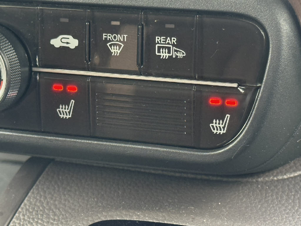 ホンダ Ｎ　ＢＯＸ G・LﾎﾝﾀﾞｾﾝｼﾝｸﾞｶｯﾊﾟｰﾌﾞﾗｳﾝS 4WD