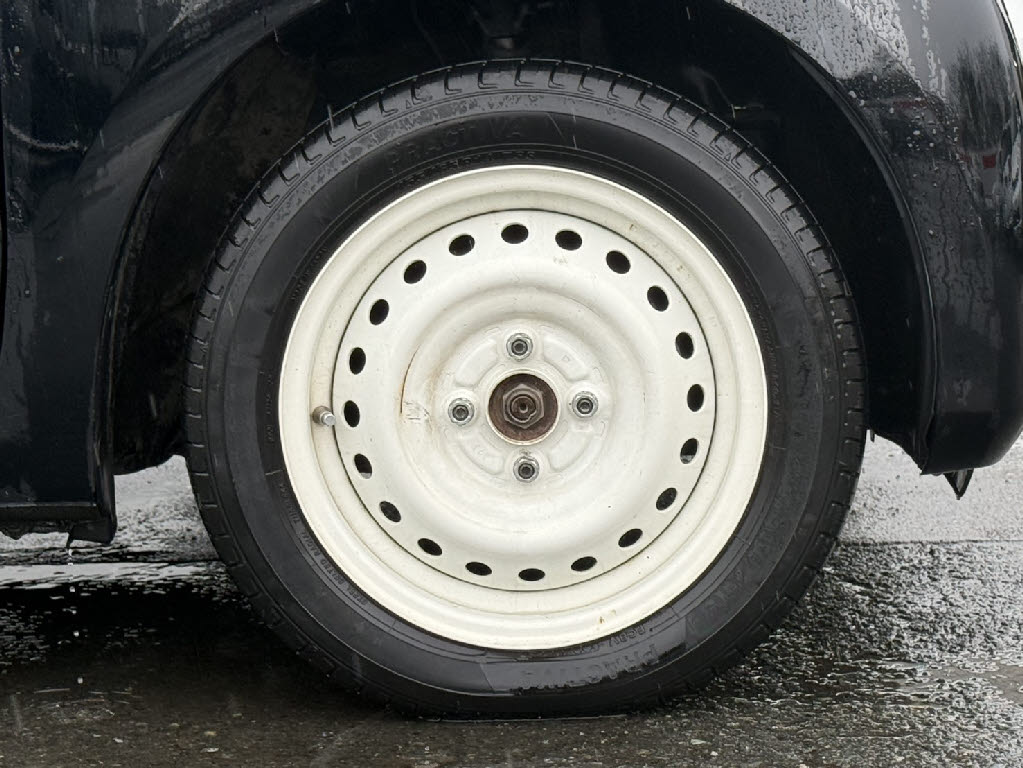 ホンダ Ｎ　ＢＯＸ G・LﾎﾝﾀﾞｾﾝｼﾝｸﾞｶｯﾊﾟｰﾌﾞﾗｳﾝS 4WD