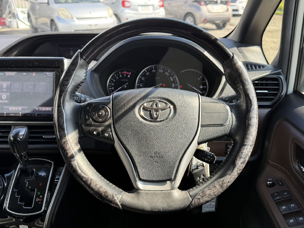 トヨタ エスクァイア GI 4WD