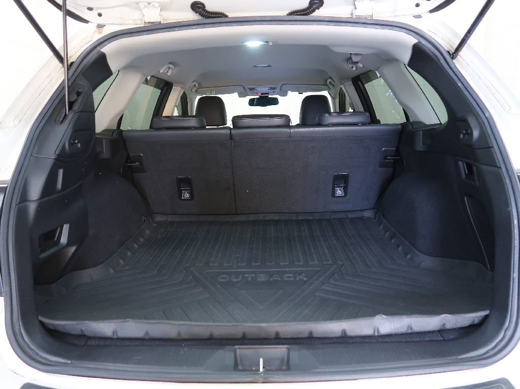 スバル ﾚｶﾞｼｨｱｳﾄﾊﾞｯｸ ﾘﾐﾃｯﾄﾞ 4WD