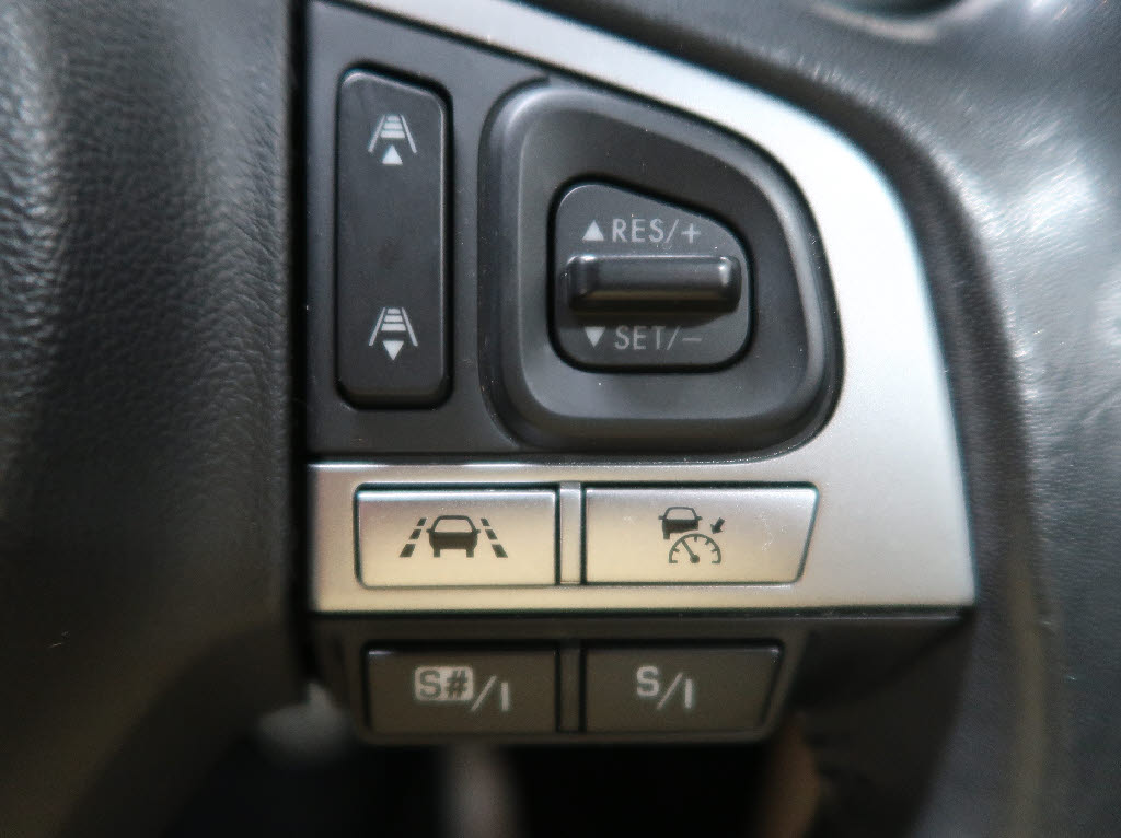 スバル ﾚｶﾞｼｨｱｳﾄﾊﾞｯｸ ﾘﾐﾃｯﾄﾞ 4WD