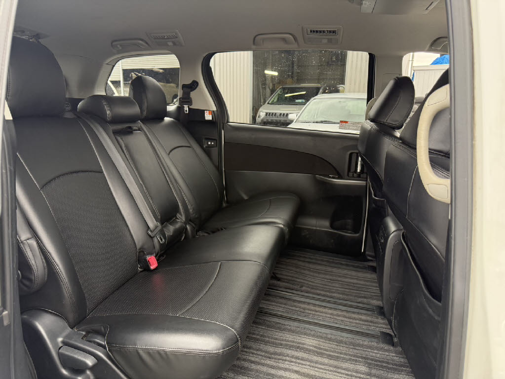 トヨタ ｴｽﾃｨﾏ ﾊｲﾌﾞﾘｯﾄﾞ ﾊｲﾌﾞﾘｯﾄﾞ ｱｴﾗｽ 4WD