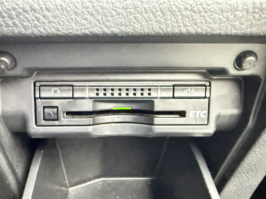 トヨタ ｱﾙﾌｧｰﾄﾞ ﾊｲﾌﾞﾘｯﾄﾞ SR 4WD