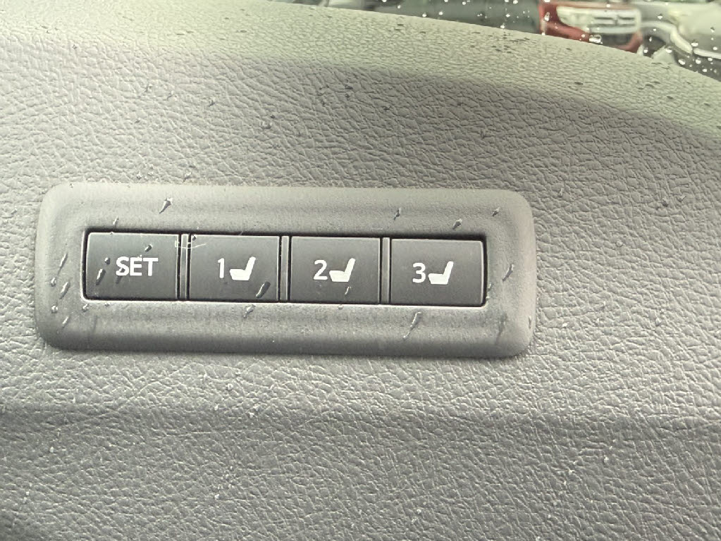 トヨタ ｱﾙﾌｧｰﾄﾞ ﾊｲﾌﾞﾘｯﾄﾞ SR 4WD