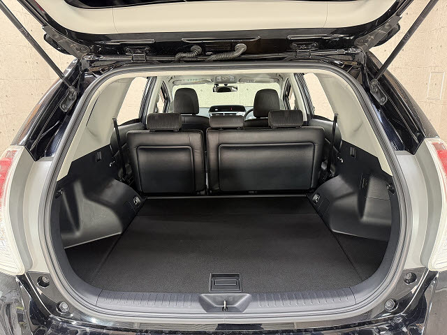 トヨタ プリウスアルファ G