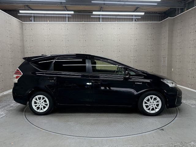 トヨタ プリウスアルファ G