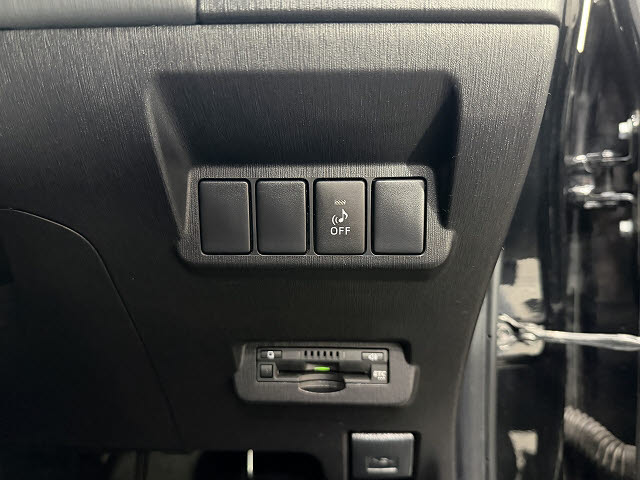 トヨタ プリウスアルファ G