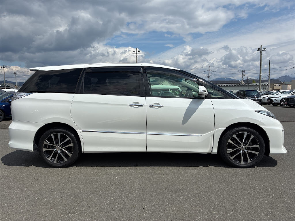 トヨタ エスティマ ｱｴﾗｽﾌﾟﾚﾐｱﾑｴﾃﾞｨｼｮﾝ 4WD