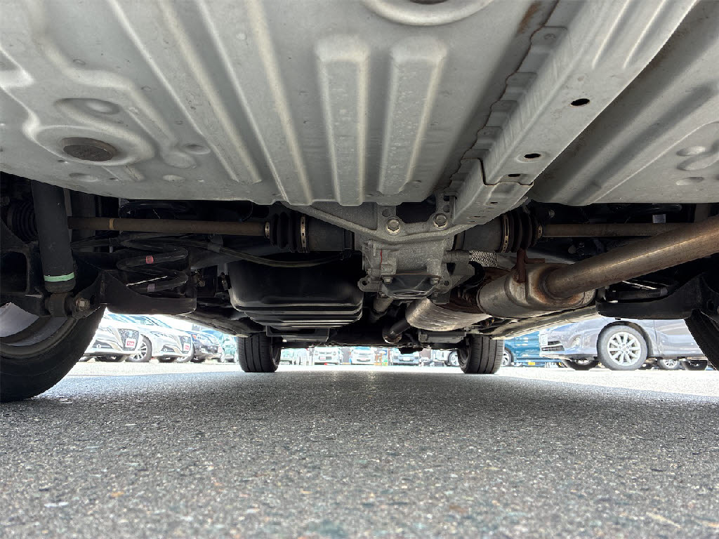 トヨタ エスティマ ｱｴﾗｽﾌﾟﾚﾐｱﾑｴﾃﾞｨｼｮﾝ 4WD