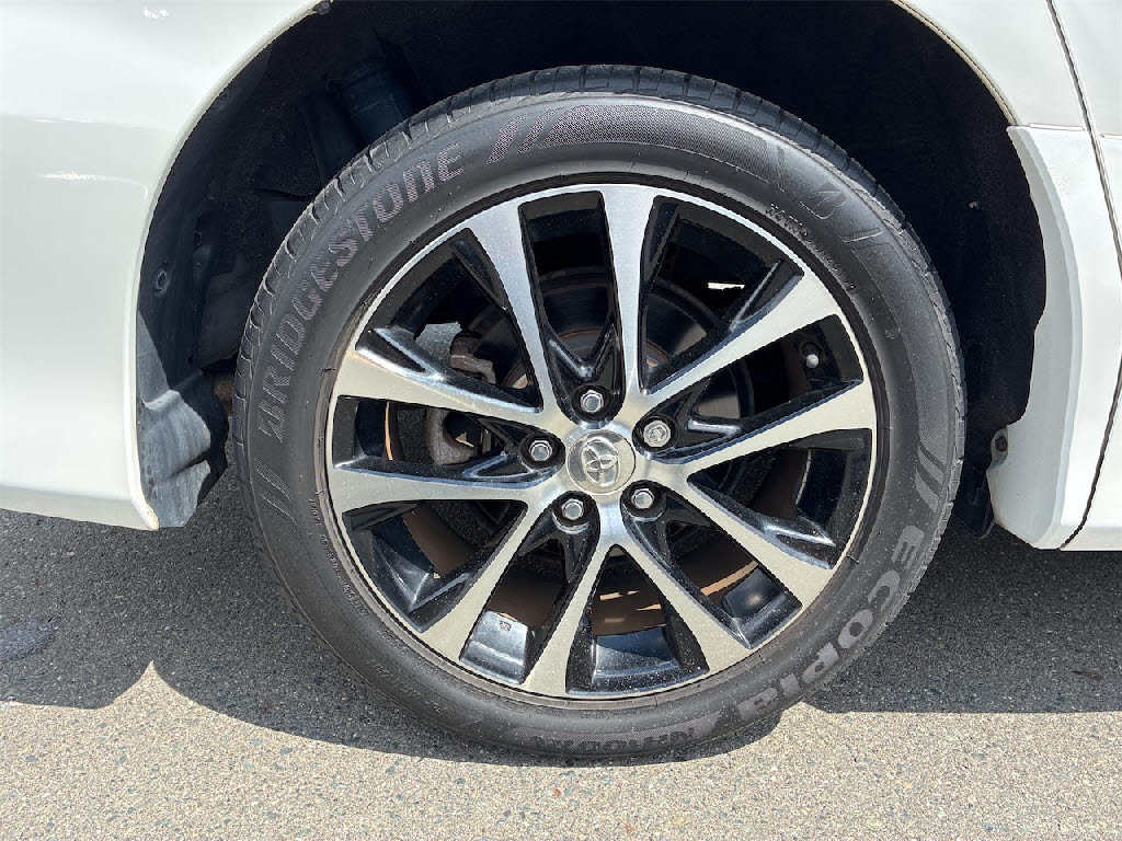 トヨタ エスティマ ｱｴﾗｽﾌﾟﾚﾐｱﾑｴﾃﾞｨｼｮﾝ 4WD