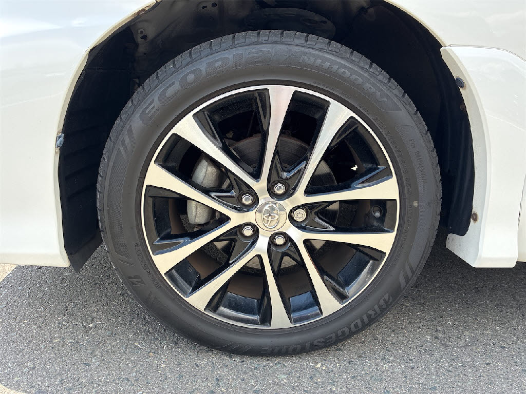 トヨタ エスティマ ｱｴﾗｽﾌﾟﾚﾐｱﾑｴﾃﾞｨｼｮﾝ 4WD