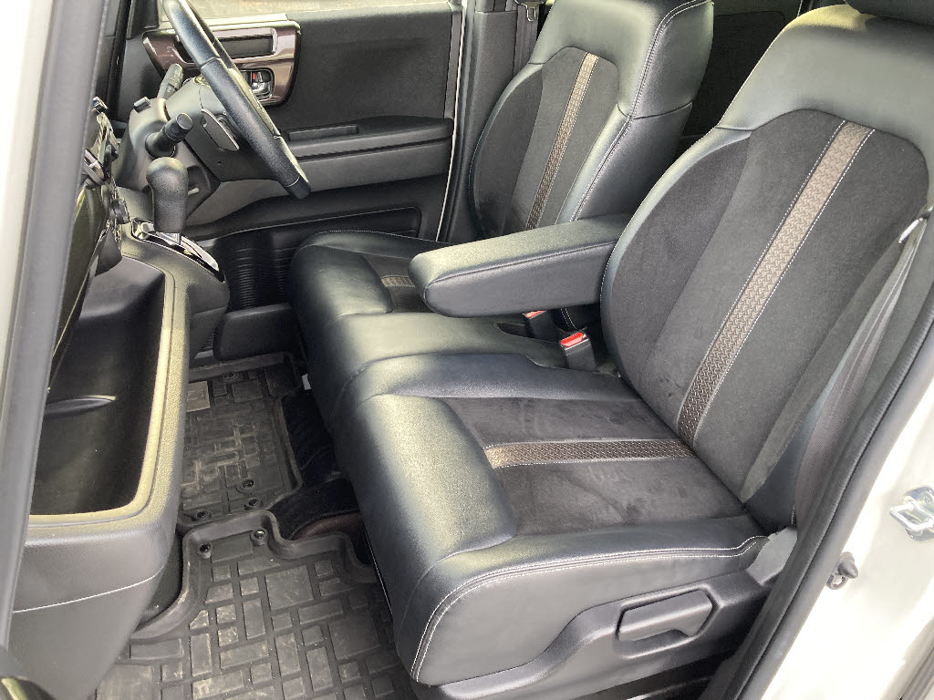 ホンダ Ｎ　ＢＯＸカスタム G・Lﾀｰﾎﾞﾎﾝﾀﾞｾﾝｼﾝｸﾞ 4WD