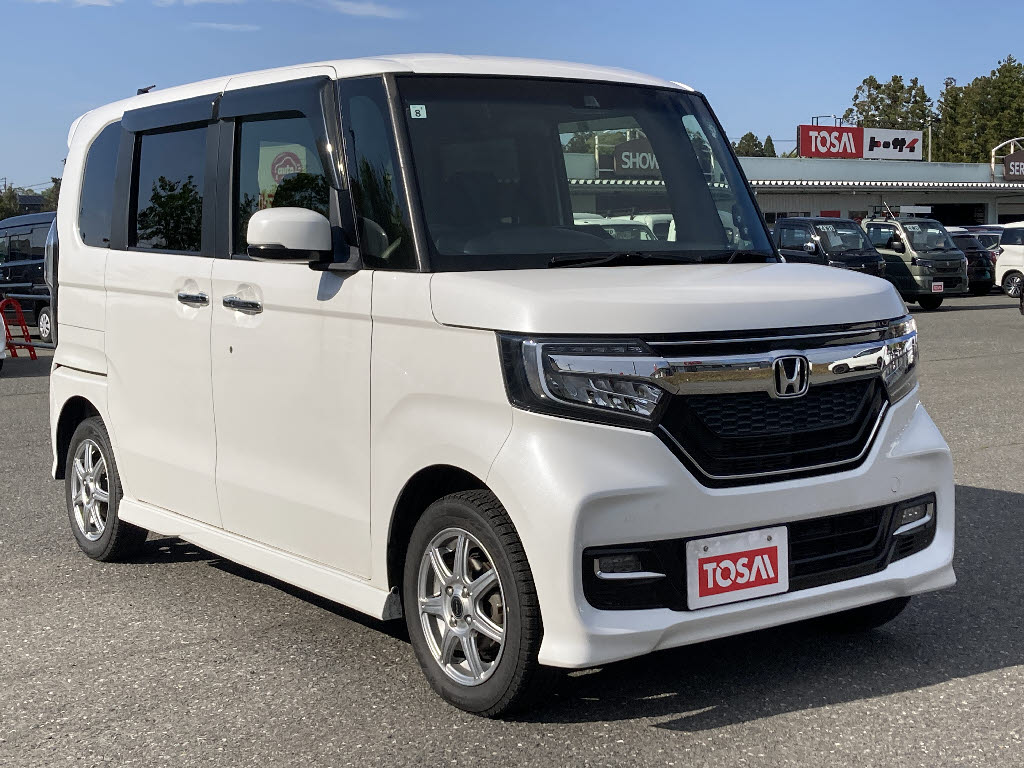 ホンダ Ｎ　ＢＯＸカスタム G・Ｌﾎﾝﾀﾞｾﾝｼﾝｸﾞ 4WD