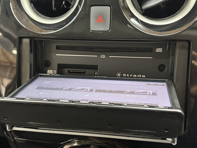 ニッサン ノート e-POWER B