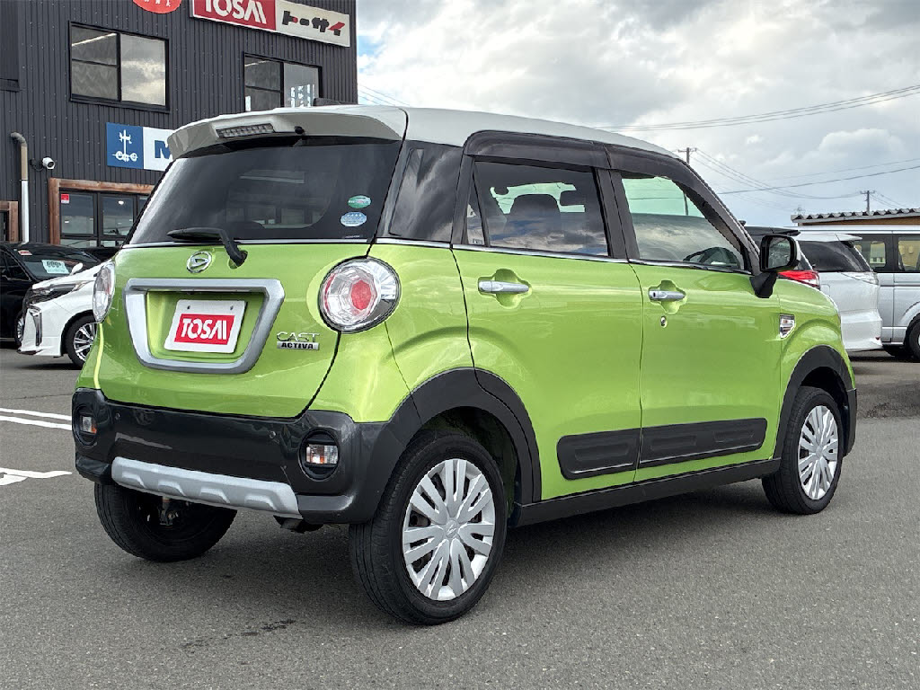 ダイハツ キャスト X SA2 4WD