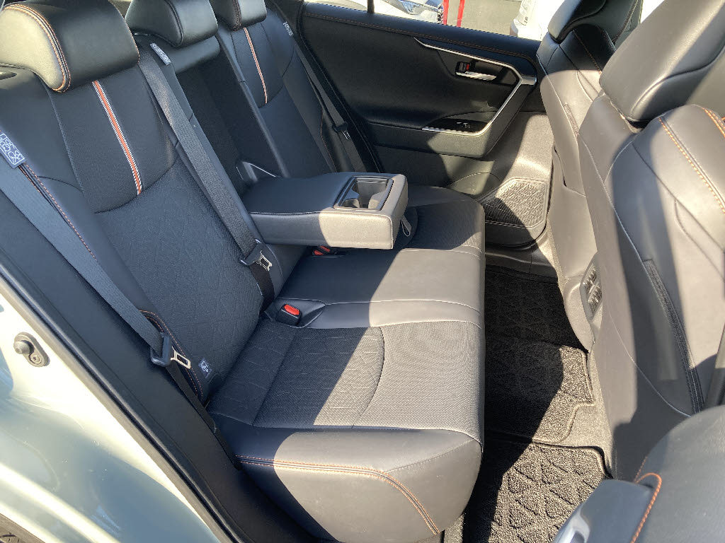 トヨタ ＲＡＶ－４ 4WD ｱﾄﾞﾍﾞﾝﾁｬｰ