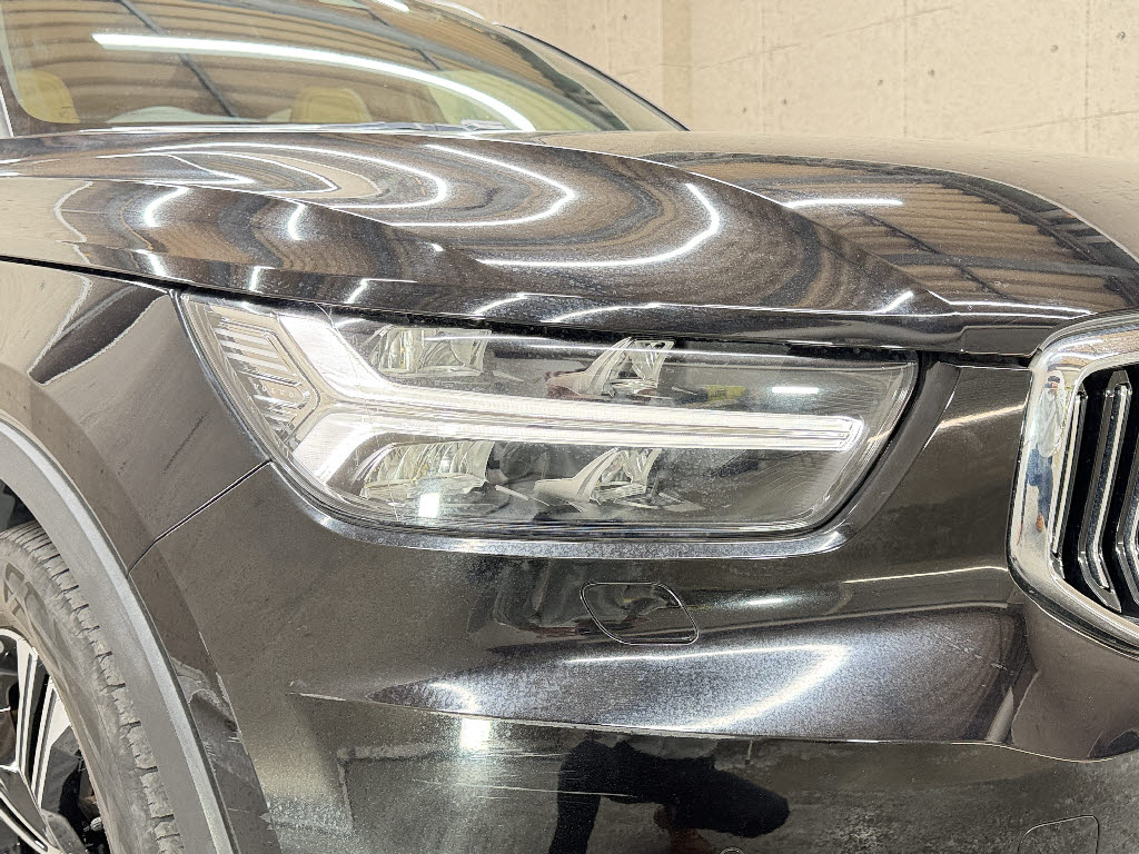 ボルボ ボルボ ＸＣ４０ B4 AWDｲﾝｽｸﾘﾌﾟｼｮﾝ