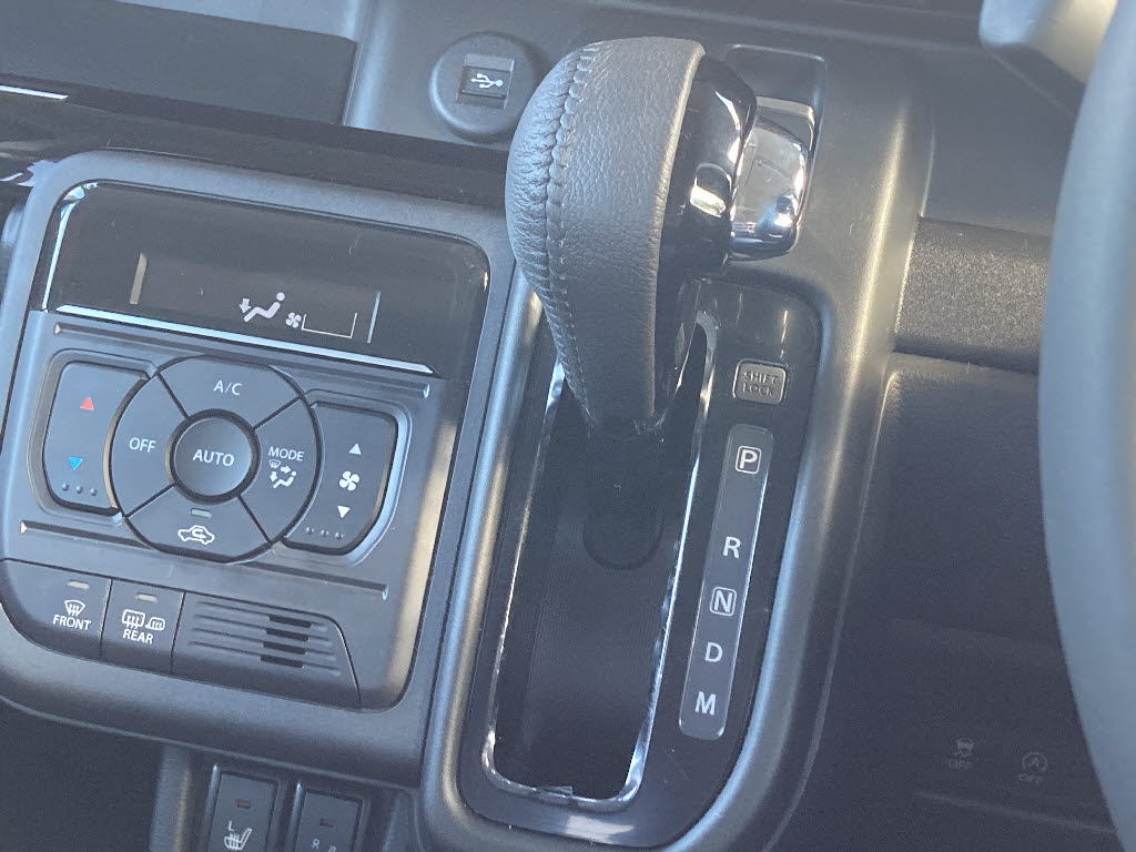 スズキ スペーシアカスタム ﾊｲﾌﾞﾘｯﾄﾞXSﾀｰﾎﾞ 4WD