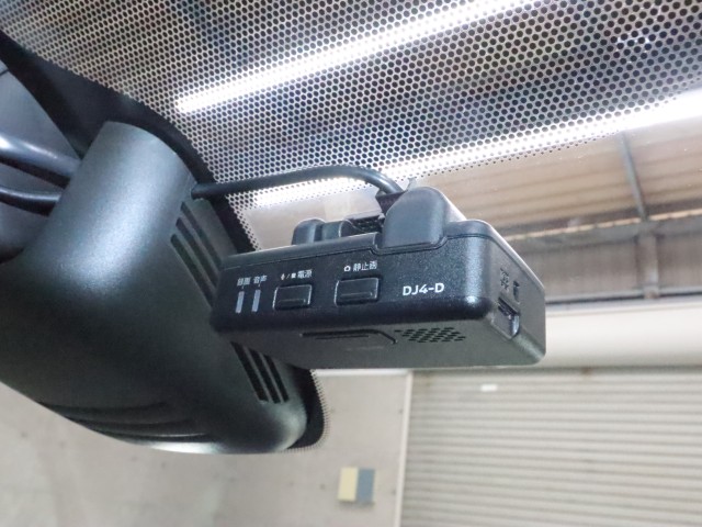 ニッサン セレナ ﾊｲｳｪｲｽﾀｰVｾﾚｸｼｮﾝ2