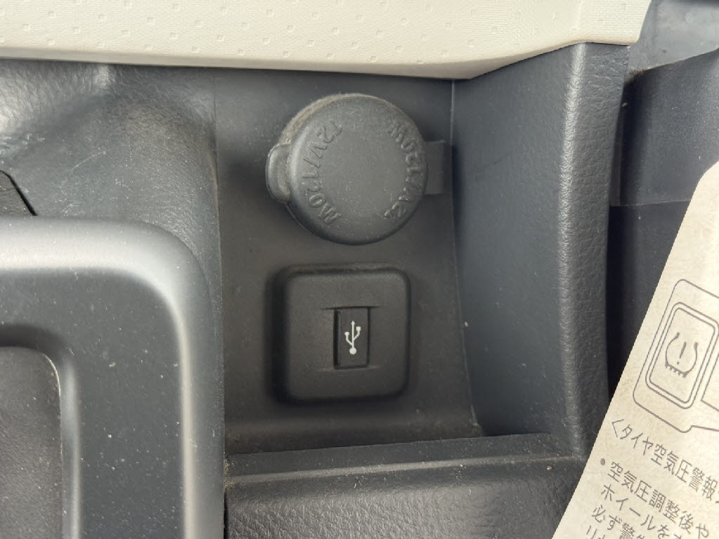 ニッサン モコ X FOUR