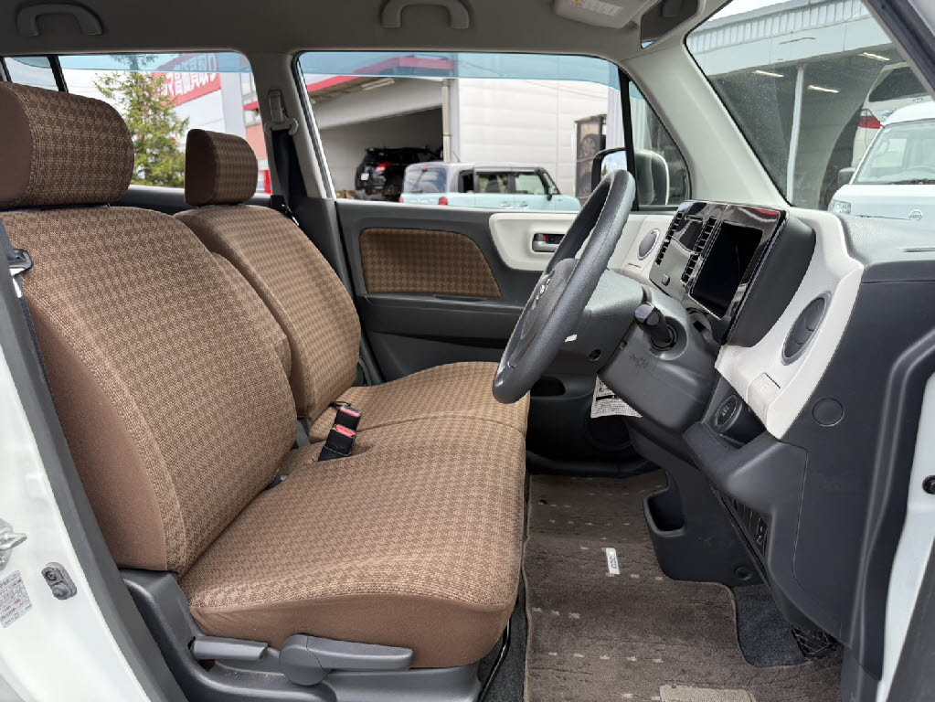 ニッサン モコ X FOUR