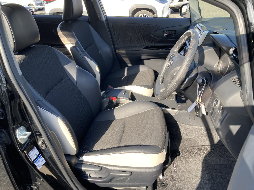 トヨタ ウィッシュ 特1.8Sﾓﾉﾄｰﾝ 4WD