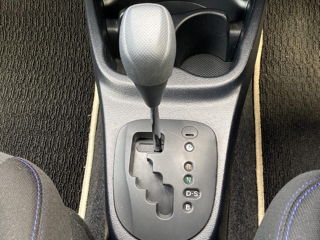 トヨタ ヴィッツ F LEDｴﾃﾞｨｼｮﾝ