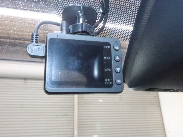 トヨタ ヴォクシー ＺＳ煌３