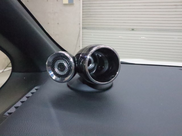 トヨタ ヴォクシー ＺＳ煌３