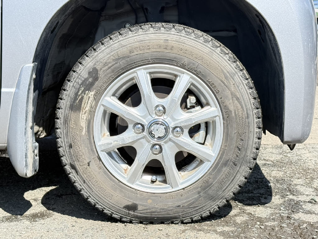 ホンダ Ｎ－ＶＡＮ Lﾎﾝﾀﾞｾﾝｼﾝｸﾞ 4WD