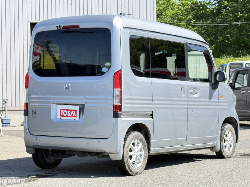 ホンダ Ｎ－ＶＡＮ Lﾎﾝﾀﾞｾﾝｼﾝｸﾞ 4WD